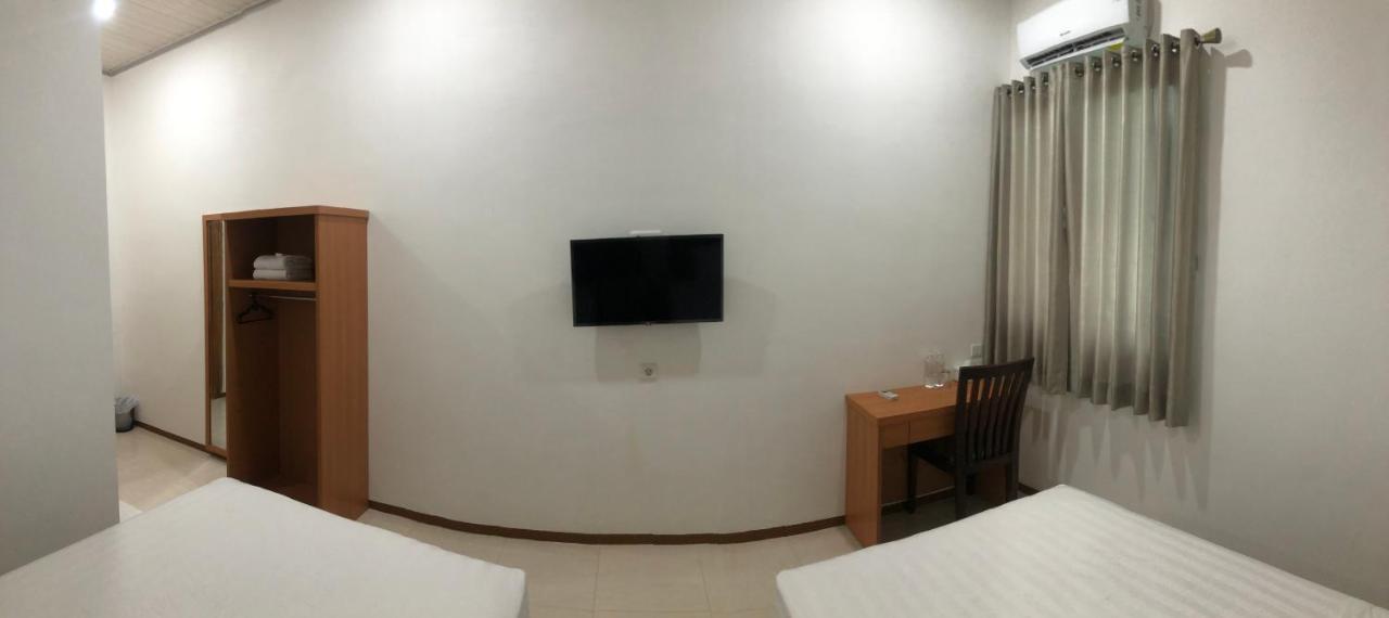 Aurora Hotel Siliwangi 井里汶 外观 照片