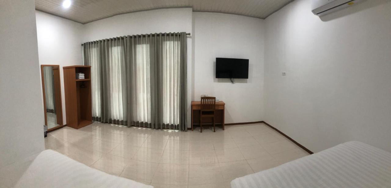 Aurora Hotel Siliwangi 井里汶 外观 照片